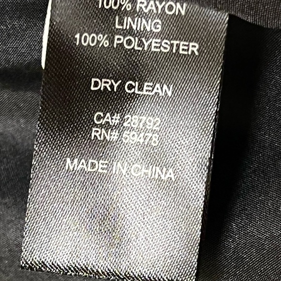 Cynthia Rowley Women’s Coat. Cherry Blossom design. Like New. - Picture 4 of 5